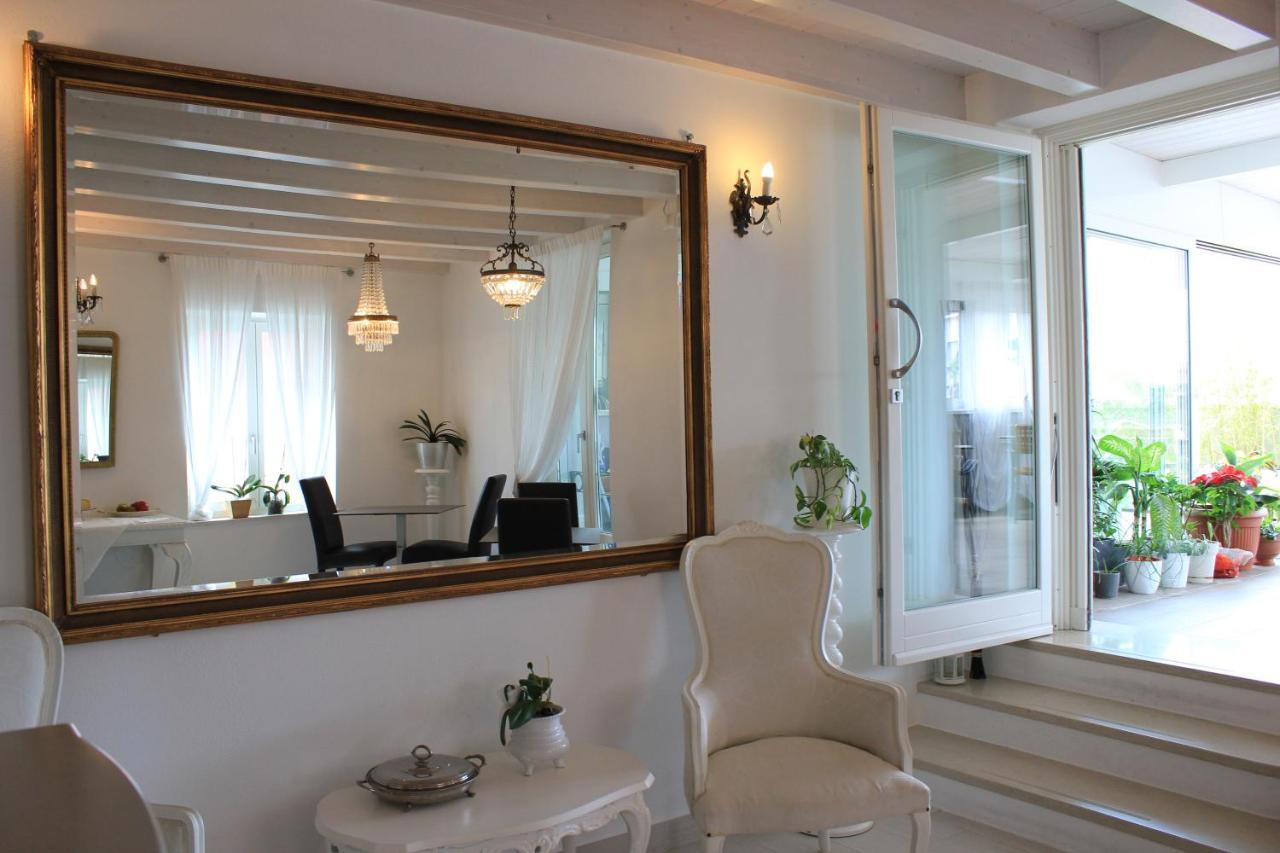 Rooms Il Punto Peschiera del Garda Exteriör bild